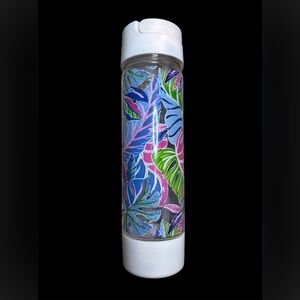 Lilly Pulitzer Printed Water Bottle Blue Grotto Beleaf in Yourself - EUC